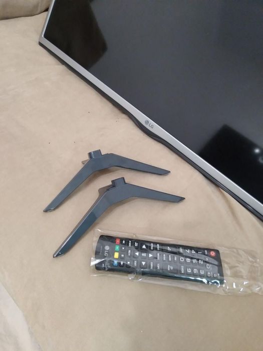 LG televizor 32 duym