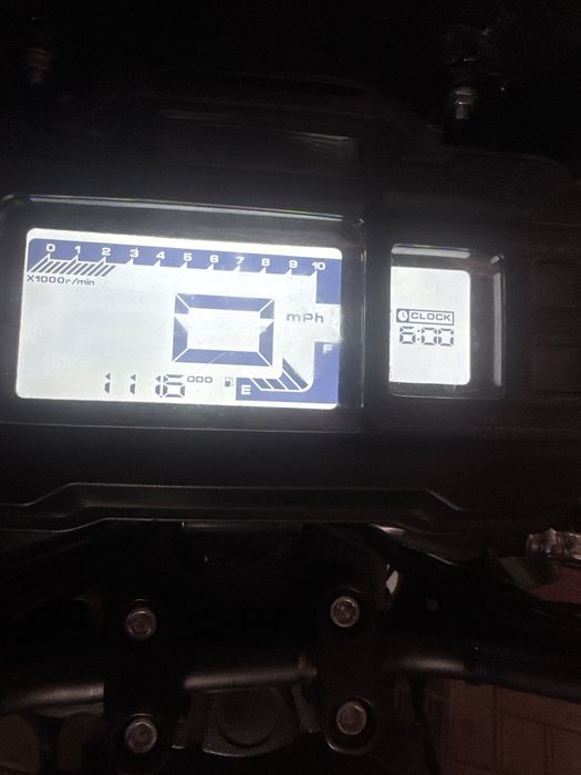Moto tanik idal001