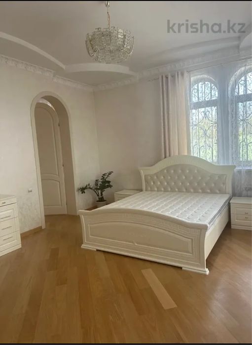 Продам спальни ,4 комплекта