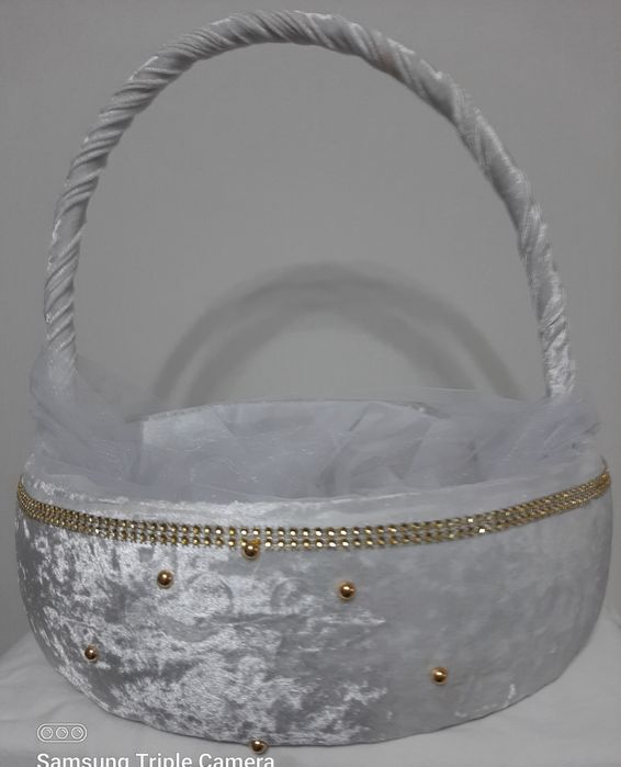 Корзина  в  идеальном  состоянии