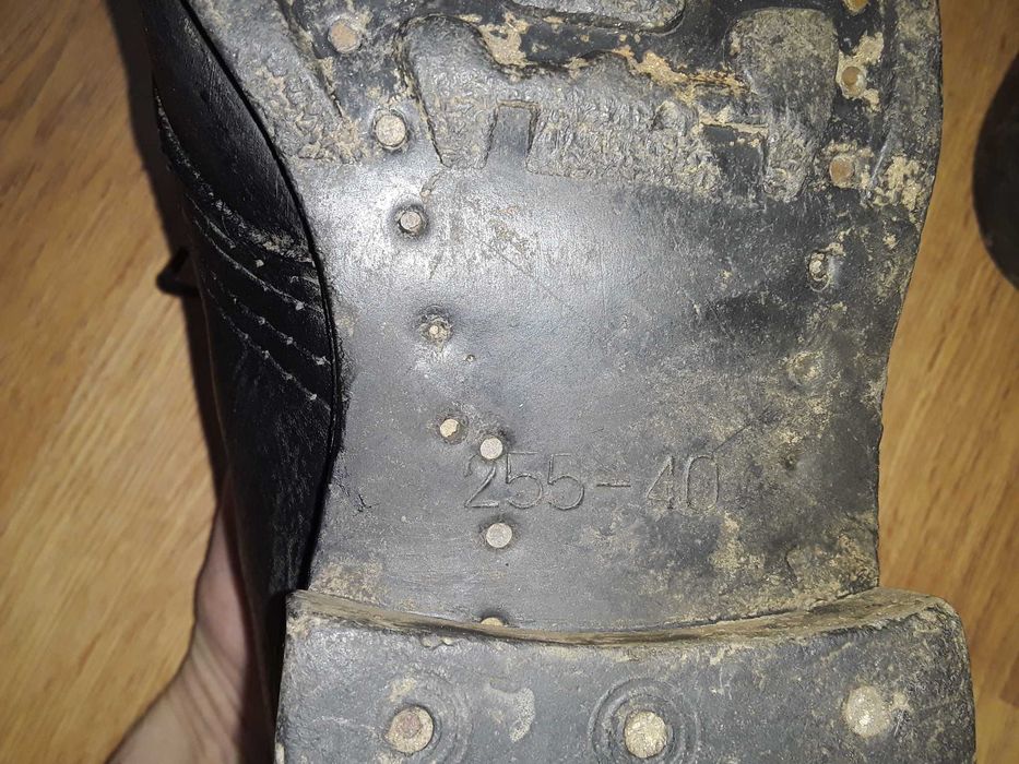 Продам   ботинки