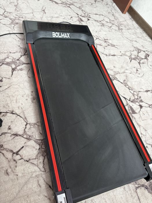 Продам беговую дорожку