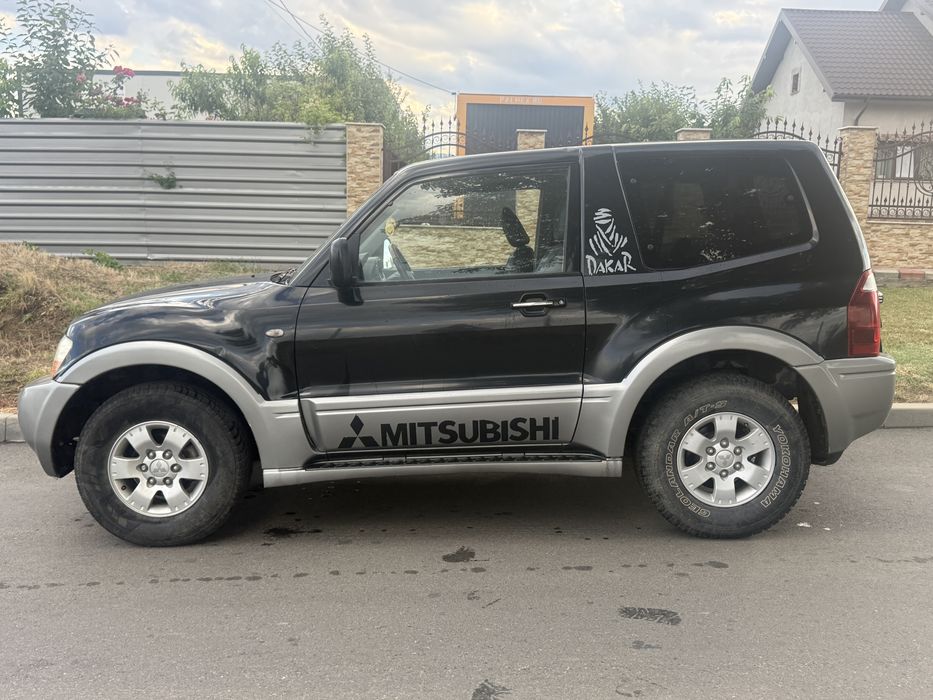 MITSUBISHI Pajero 2004 — imagine 2