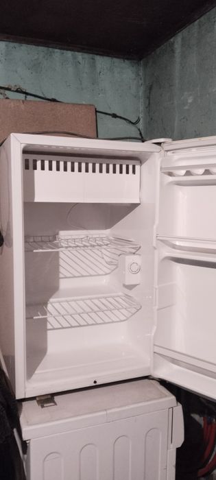 Мини Холодильник в рабочем состоянии