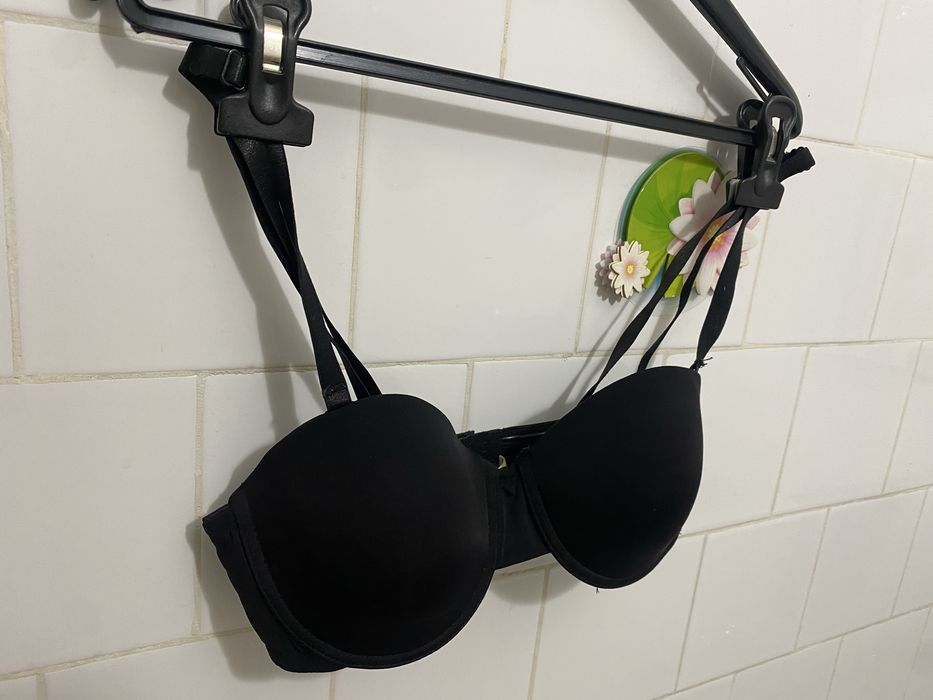 Sutien negru simplu – elegant, confortabil și versatil 75B