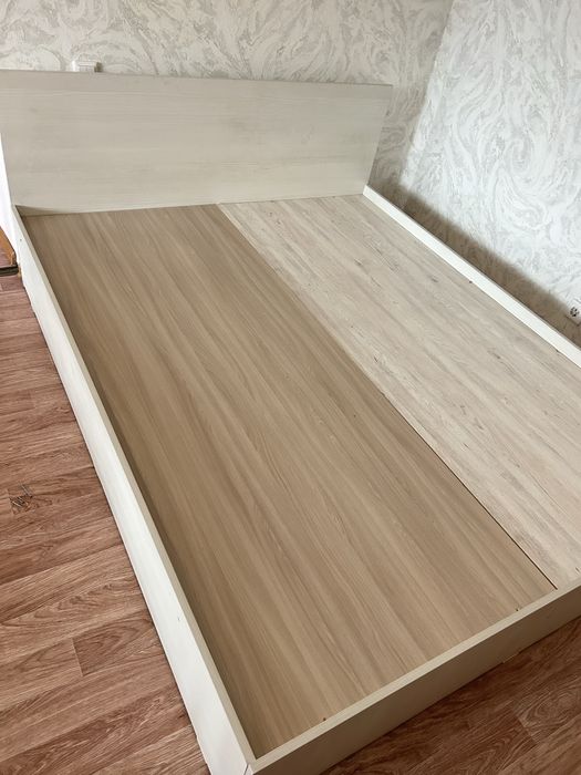 Продам кровать 10000