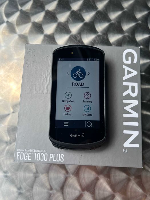 Garmin Edge 1030 Plus в много добро състояние.