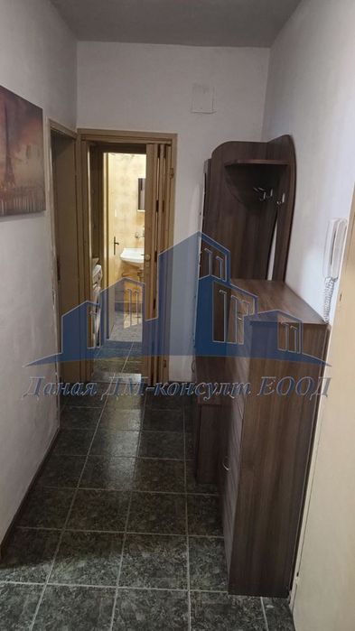 Дава се под наем Двустаен апартамент в Шумен, Пазара - 62 кв.м за 306 € - Снимка #8