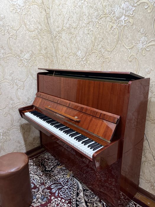 FortePiano sotiladi manzil buxoro ismini bilganla buni biladi