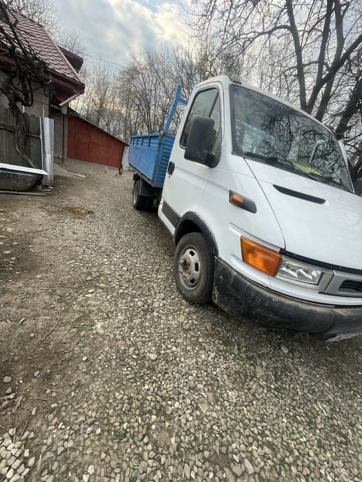 Vând IVECO daily