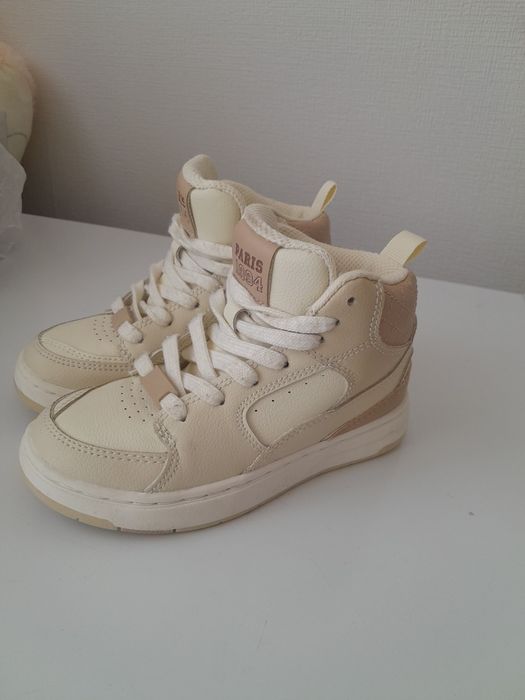 Продам демисезонные ботинки для девочки 28 размер