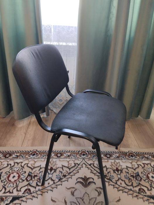 Продам стулья 4 шт, вентилятор, 2 ковра