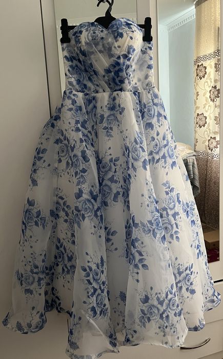 Продам нарядное платье