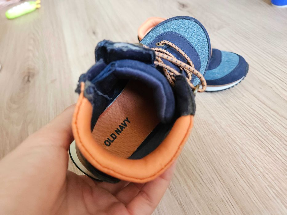 Детски обувки- боти