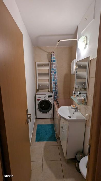 Garsonieră luminoasă cu vedere panoramică – lângă tramvai 41 Turda