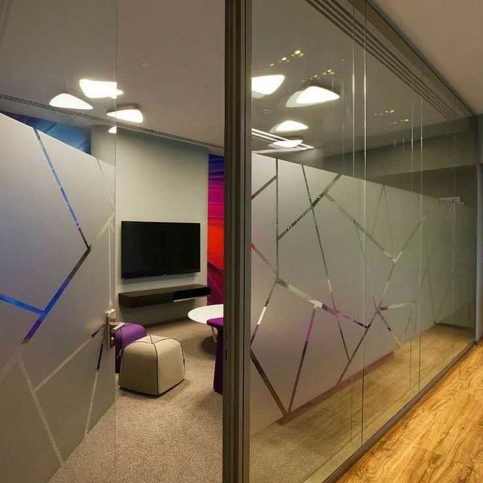 Ofis oynalari uchun plenka Tumanka Матовая пленка для окна офисов