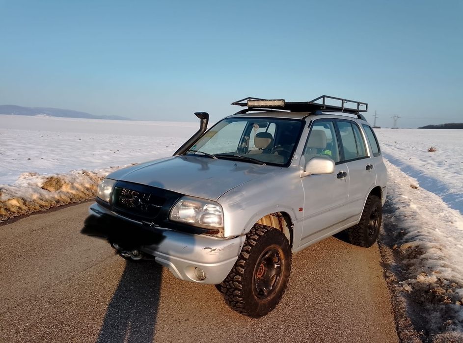 Suzuki GRAND VITARA 2.5 V6 - 4×4 Pregătit de offroad