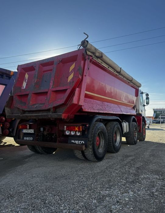 Golire subsoliri,mansarde Transport Moloz si apartamente
