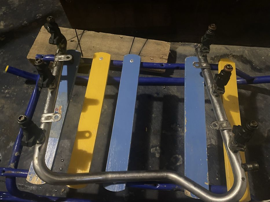 Лексус РХ300 и Мерседес М 112