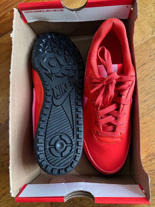 Дамски маратонки TERRA MANTA NIKE