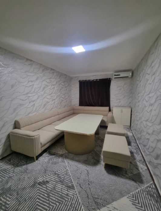 Жихозлари билан 2 хонали тайёр кириб яшайдиган квартира