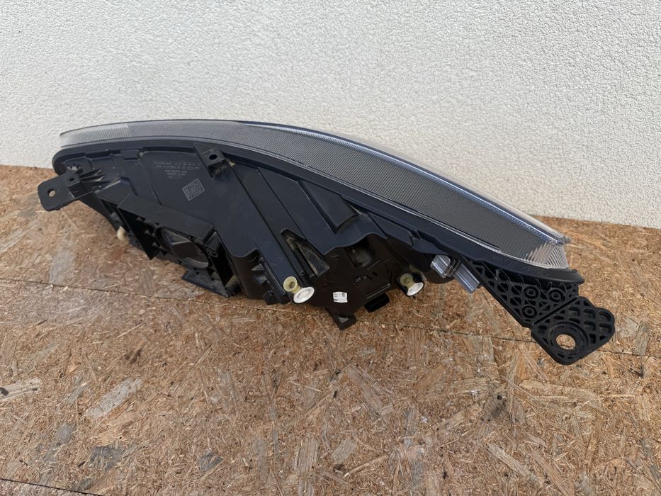 Far dreapta Ford Focus 4 LED Original Europa