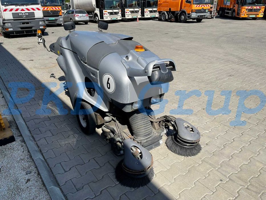 Măturătoare Pietonală / Stradală GREEN MACHINES