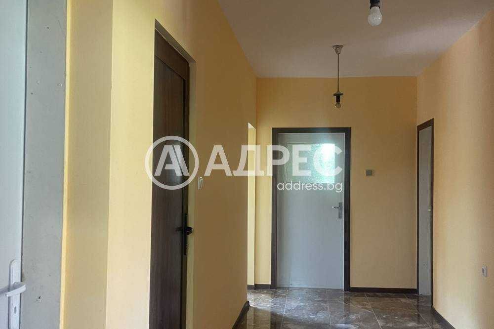 Продава се Етаж от къща в с. Гецово, Област Разград - 116 кв.м за 550 €/кв.м - Снимка #4