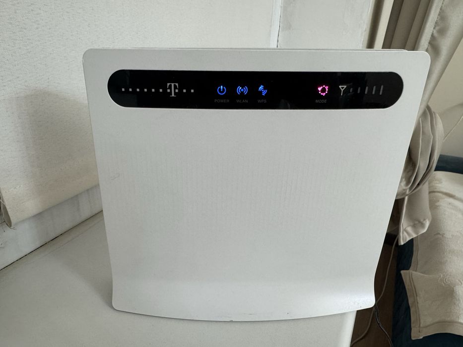 Продам Wi-Fi роутер Huawei B593s-12