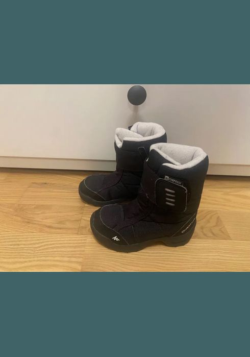 Ghete noi waterproof Dechatlon Quecha marimea 24 slim sau 23