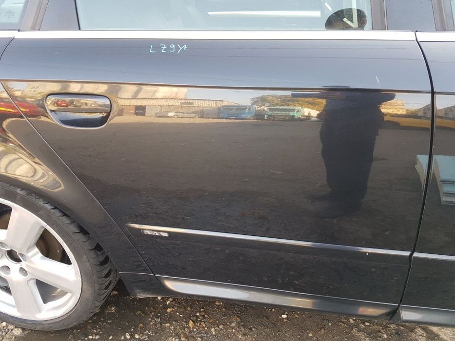Usa / Portiera Dreapta Spate Audi A4 B7 2004 - 2008 Cod Culoare LZ9Y