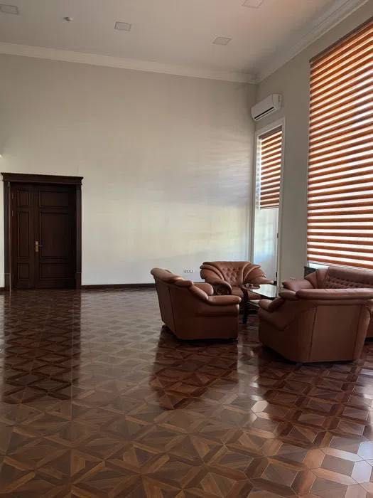 Аренда офис  ТЦ Пойтахт 
800м2