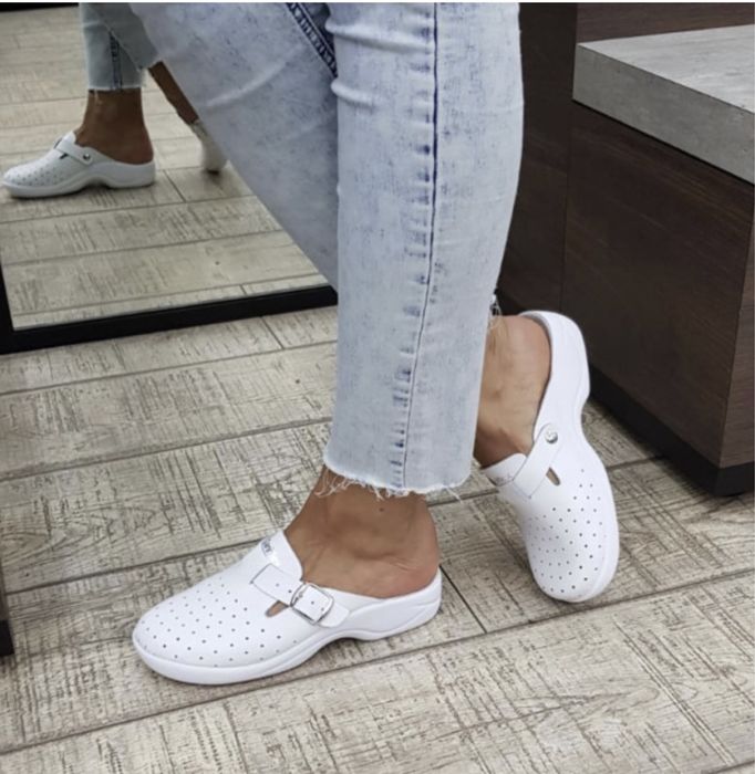 Papuci medicinali piele naturala