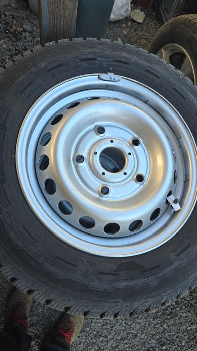 Jante cu cauciucuri Ford