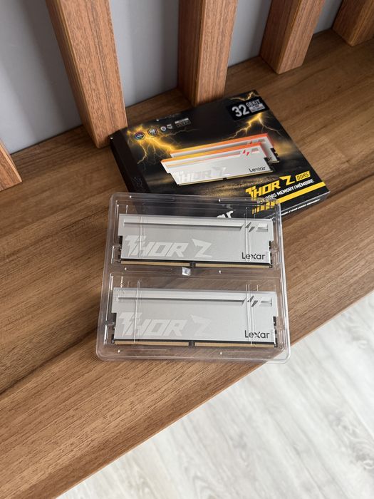 Memorii Ram Lexar Thor Z - 32GB DDR5 - Noi
