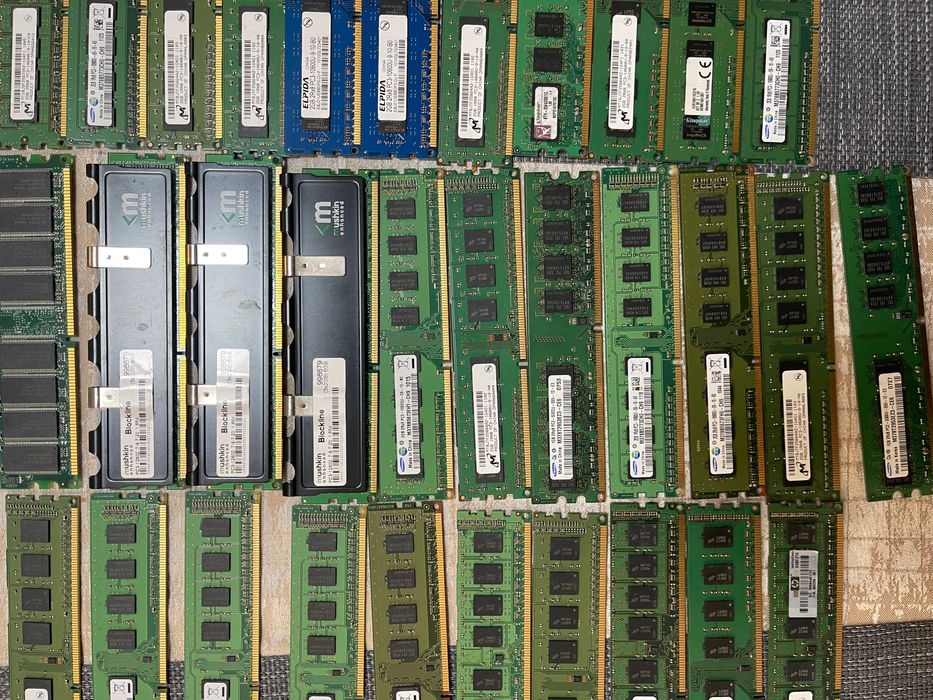 32 броя Рам памет / Ram dd3
