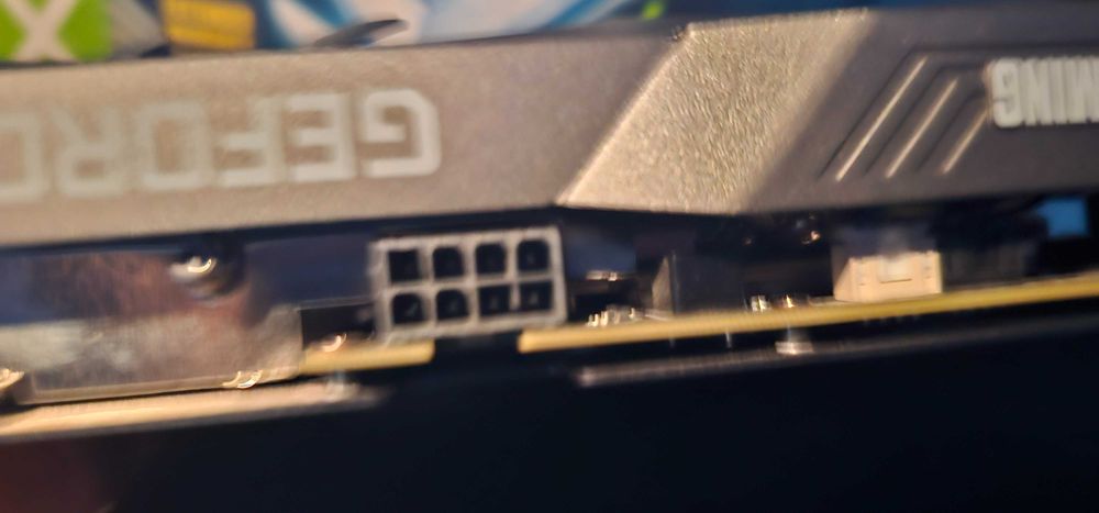 Zotac RTX 3060 necesită întreținere.