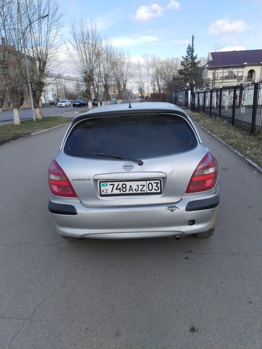 Nissan Almera 2001 года