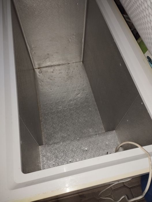 Морозильник в хорошем состоянии