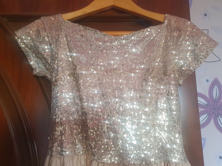 Платье надеть 1 раз