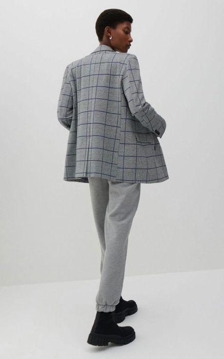 Кариран блейзър Reserved