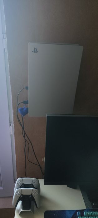 Продам Playstation 5 (дисководная)