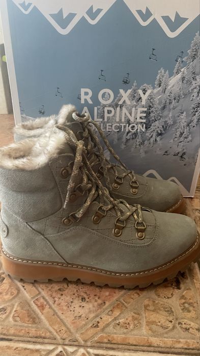 Боти Roxy Bradie