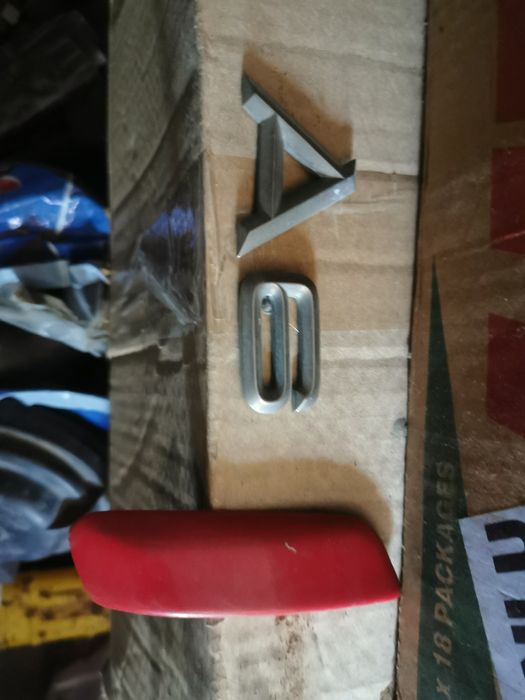 Молдинг и шильдик на Audi A6 C4