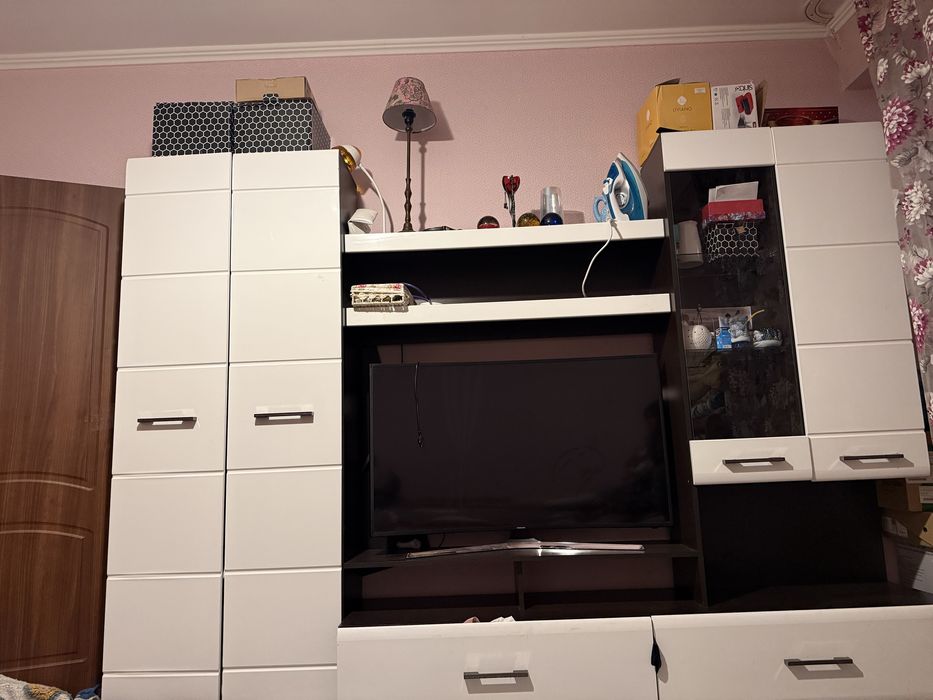 Горка для гостиной