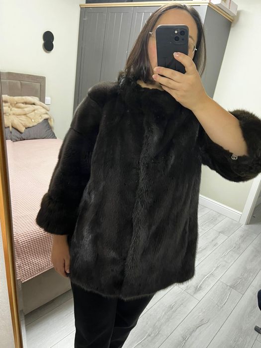 Продам норковую шубу