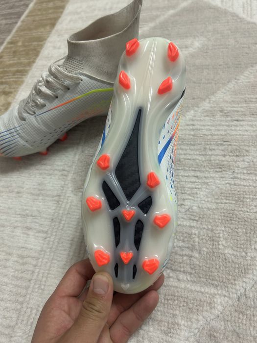 Бутсы фудболный