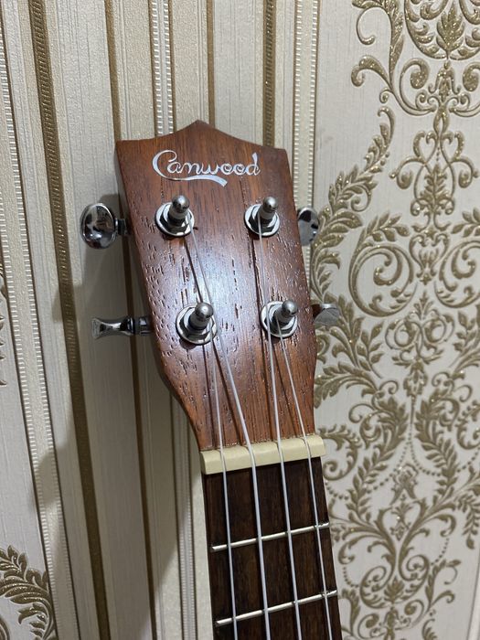 укулеле Сanwood CU-23K NS