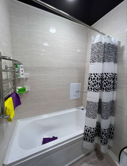 Зудлик билан сотилади Смарт Сити 1 хона перед  2 хона 7 этаж 8 эт дом