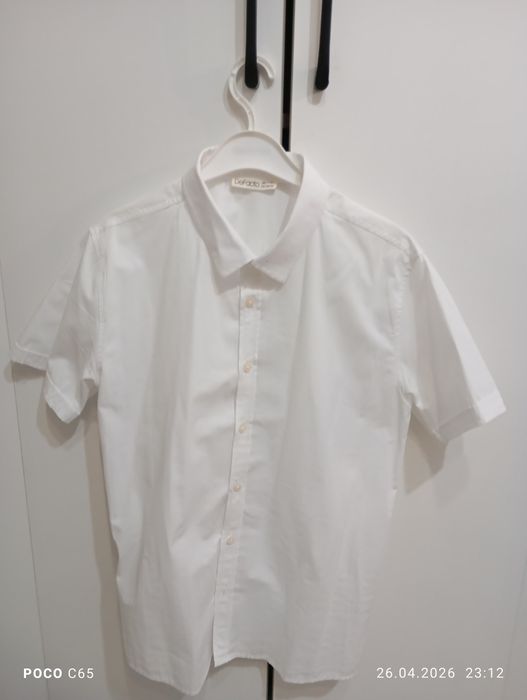 Рубашки новые подростковые на мальчика